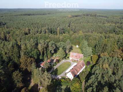 Unikalna posiadłość nad Brdą w sercu lasu, 2,5ha