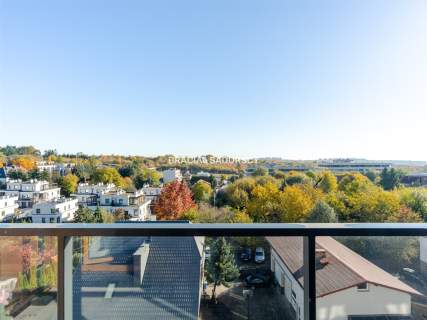 2 POKOJE 32,5 m BALKON OSTATNIE PIĘTRO