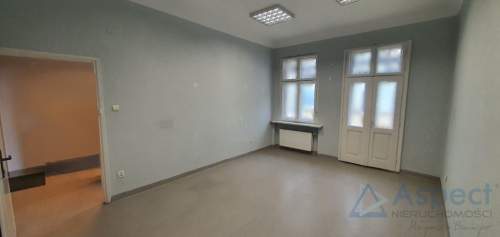 Wynajem - biuro 33,2 m2, Centrum