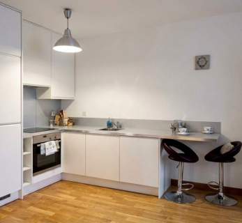2 POKOJE 50 M BALKON GARDEROBA WYSOKI STANDARD PRĄDNIK B