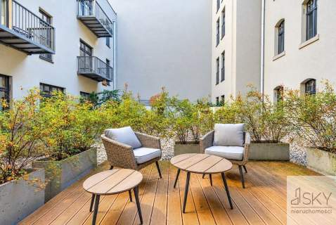 Apartament w nagrodzonej kamienicy Witolda 3840 Garaż