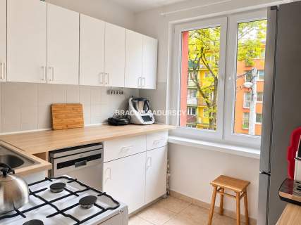 2.pok Balkon Dobra komunikacja