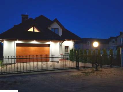 Pokrzywnica garaż 2 auta otoczenie lasu 260m