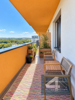 2 pokoje wysoko zielony balkon piękny widok