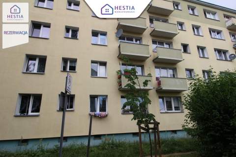 Zielono i blisko centrum 3pokoje z osobną kuchnią
