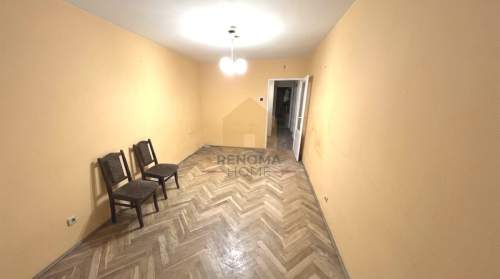 Mieszkanie z balkonem do remontu na os. Jasnym