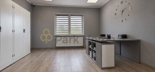 Gotowy obiekt pod siedzibę firmy 308m2 parking