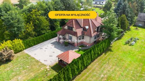 Duzy dom, Jadowniki, Brzesko