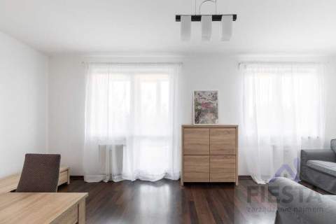 Kartograficzna trzy pokoje balkon garaż