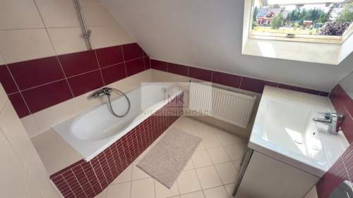 Dom z dużą działką pod lasem Mrozów, gm. Miękinia 150 m2 Dział