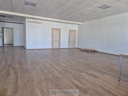 Lokal usługowy/ 200 m2 / Pułaskiego