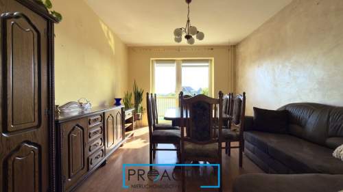 55 m2, 3 pokoje, 1 piętro, balkon 12 m2, cegła