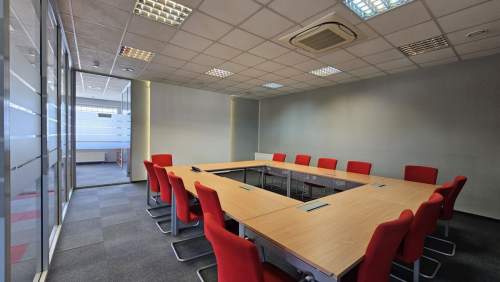 Nowoczesny biurowiec na wynajem 430 m2