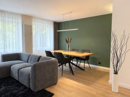 3-pokoje na Winogradach 66,5 m balkon piwnica