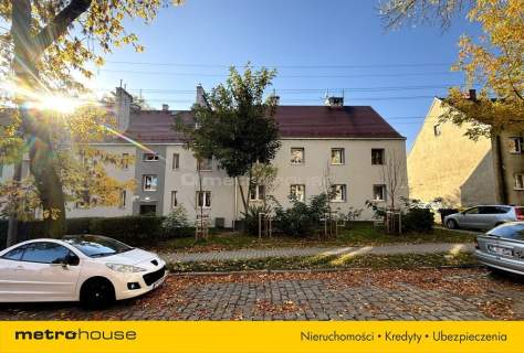 3-pokojowe mieszkanie na parterze/55,4m2/2 piwnice