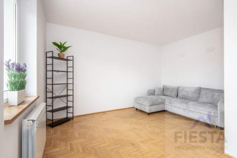 2 490 zł/mies. m. postojowe w cenie
