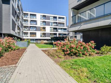 Kawalerka I piętro winda balkon garaż