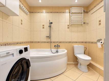 Uroczysko 1 piętro balkon 47.7 m2