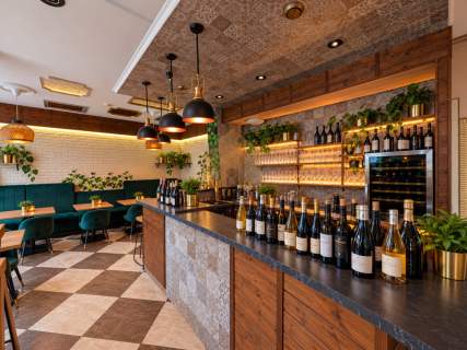 Lokal Wrocław Centrum Pub, Restauracja