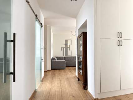 APARTAMENT Z DWOMA OGRODAMI 122 M MIASTECZKO