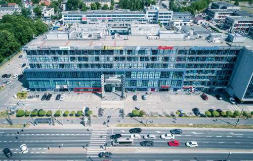 Lokal biurowo-usługowy na parterze