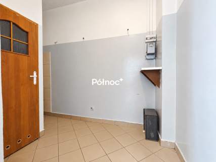 Lokal użytkowy 65 m na wynajem parter, ul. Szymanowskiego w...