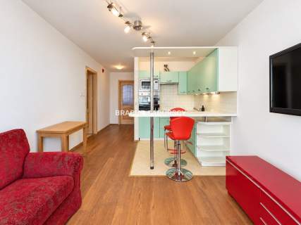 Sprzedam 2 pokojowe mieszkanie 45 m2, Okulickiego