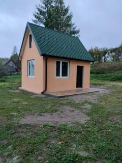 Działka z domkiem na uboczu, na końcu wsi