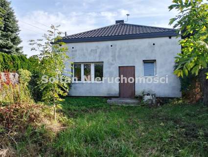 Dom z potencjałem na ustawnej działce 489 m