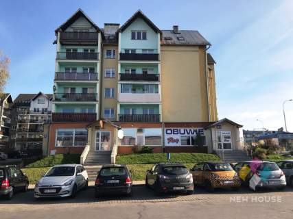 Atrakcyjny lokal, 82 m2, parter, witryna