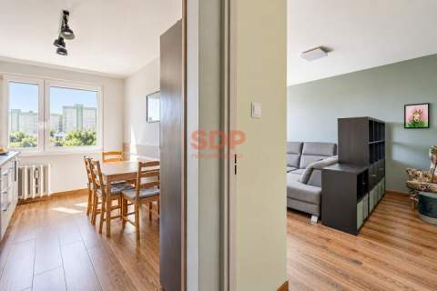 3 Pokojowe Mieszkanie na Nowym Dworze Balkon Komórka