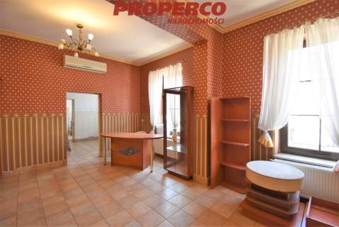 Lokal 1 piętro ok. 95 m2 - Centrum k. Rynku, Mała