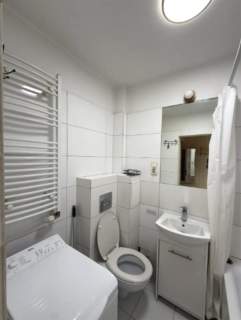 Sołtysowicka/media miejskie/pełen rozkład/balkon