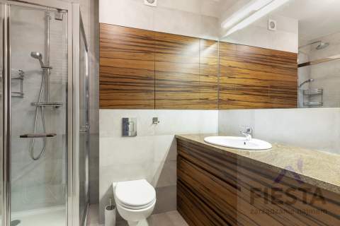 Wincentego 2 pok. 40 m2 balkon garaż metro