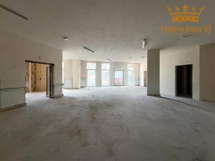 Do wynajęcia cały budynek 888 m2 na osiedlu mieszkaniowym B