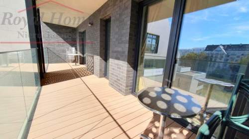 Nowoczesny, komfortowy 3 pok. z tarasem apartament.