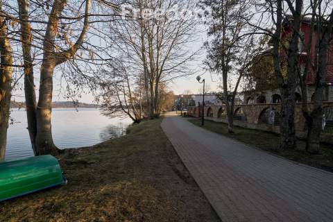 Unikatowy apartament z widokiem na Jezioro Czos