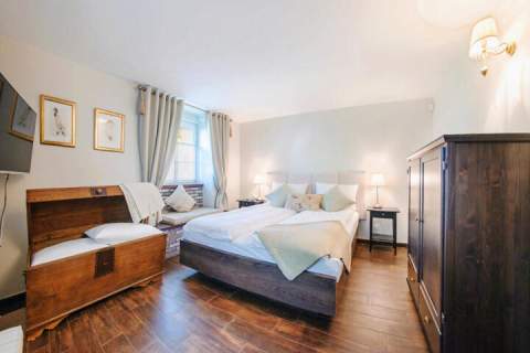 Apartament z dwoma sypialniami, Dębowa 12/1