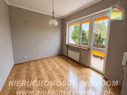 PRZESTRONNY DOM W ŻYRARDOWIE