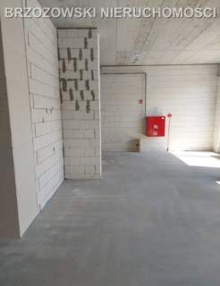 Włochy, 75 m2, usługowy handlowy WITRYNY