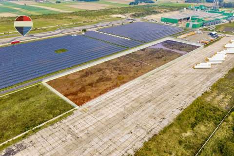 Działka inwestycyjna z PnB przy A4 23.812 m 