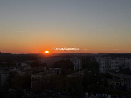 Bronowice Salwator Tower 13 piętro widok balkon