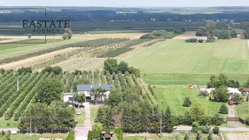 Na sprzedaż przestronny dom 280 m na działce 0,9 ha   Świdno,...
