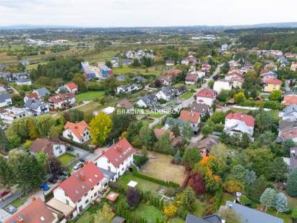 Działka w Krakowie Gaz, prąd, woda i kanalizacja