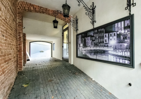 Pierwszy najem 2 pokoje z balkonem w centrum