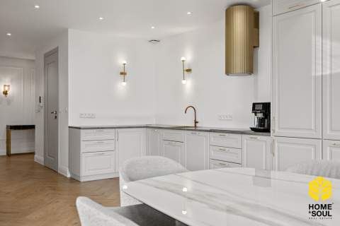 Unikatowy penthouse z prywatnym tarasem