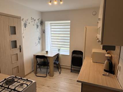 Parter domu 60m2, 3 pokoje, piękny widok na wodę i winnicę, ogród