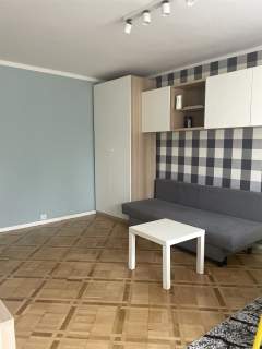 Sympatyczne, czyściutkie, wyremontowane z balkonem