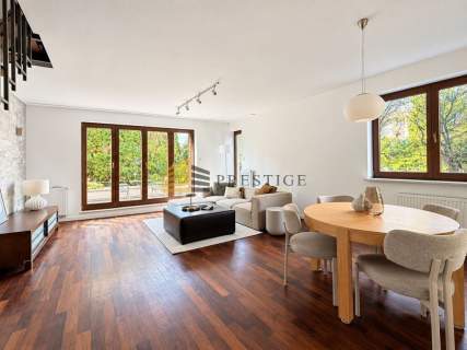 Dwupoziomowy apartament z prywatnym ogródkiem Wilanów