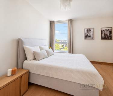 Mieszkanie 118m2, dwa tarasy 100m2, faktura vat